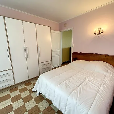 Rdc Bord De Mer, 500m Des Commerces - Fr-1-361-499 *