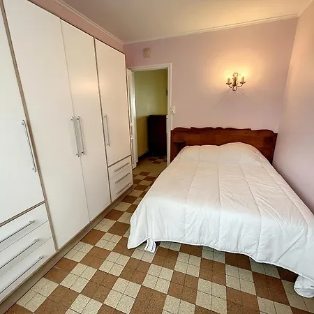 Rdc Bord De Mer, 500m Des Commerces - Fr-1-361-499 *